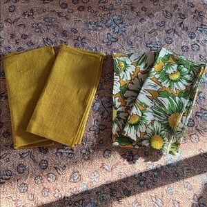 Vintage mcm 1970s Floral Cloth Napkins Hallie S'Mary Ireland mustard chartreuse
